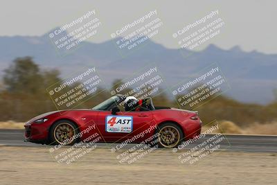 media/Jan-25-2025-SCCA SD (Sat) [[918ace9a21]]/3-Early Intermediate/Session 2 Turn 3 Inside Speed Pans/